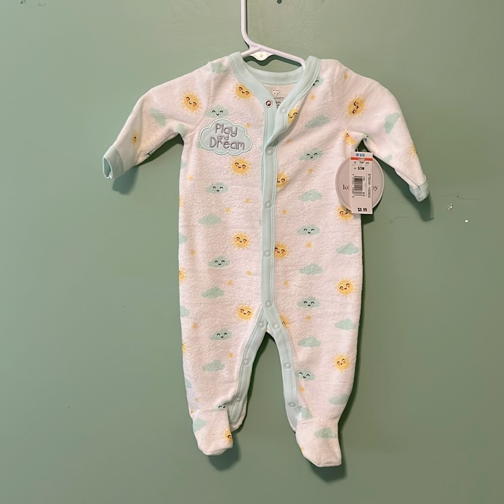 NWT terry cloth onesie 0/3m